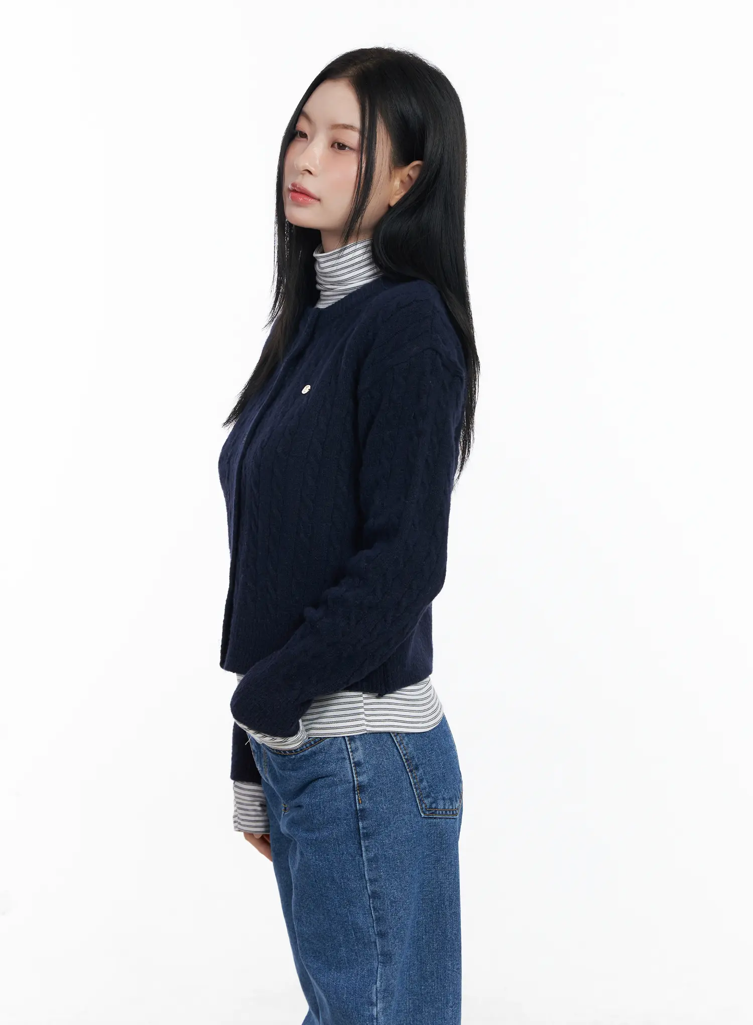 Round Neck Cable Knit Cardigan CJ519 - Image 7
