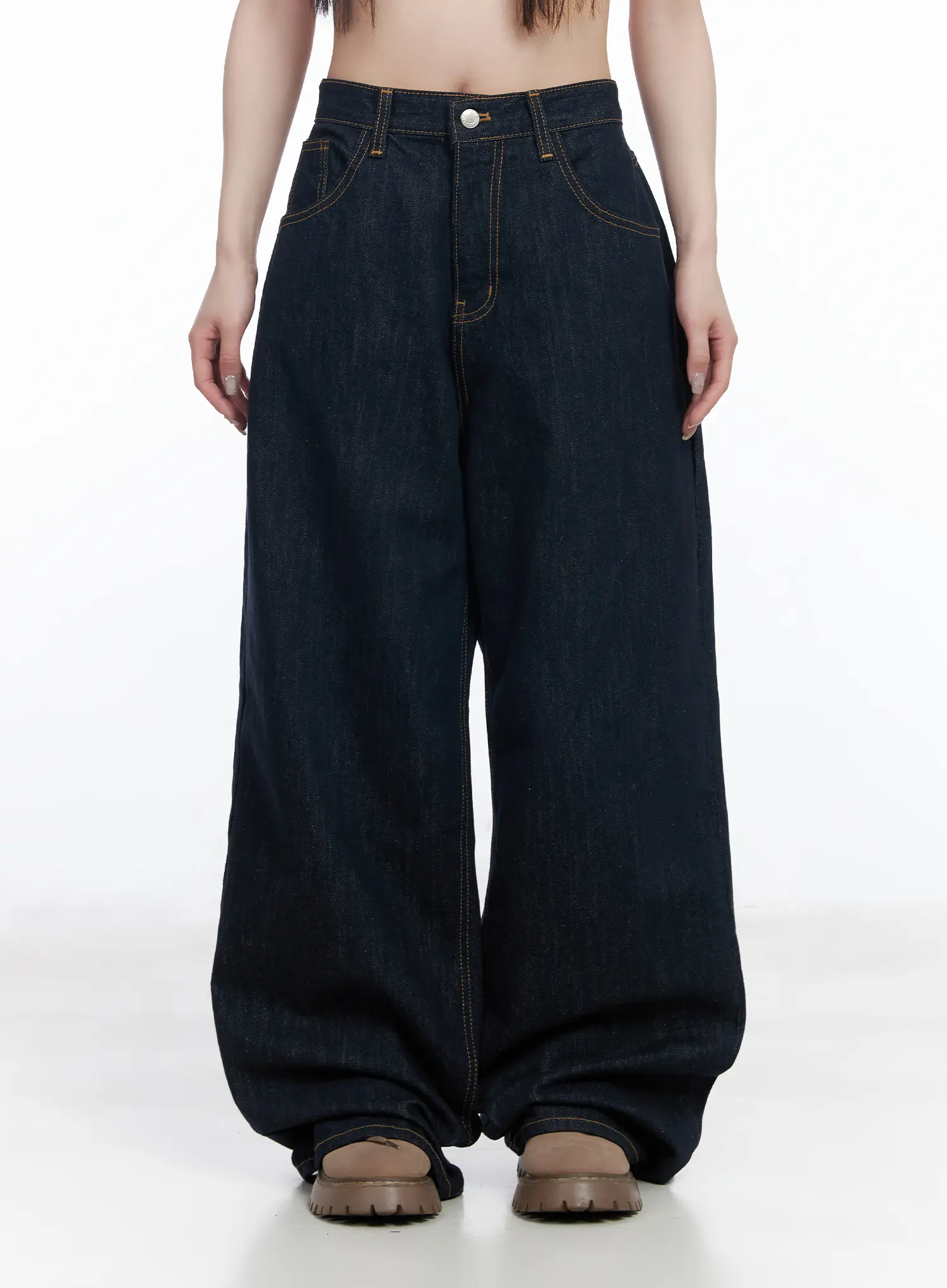 Rowyn Wide Leg Jeans with Pocket Detail CF523 - Image 2
