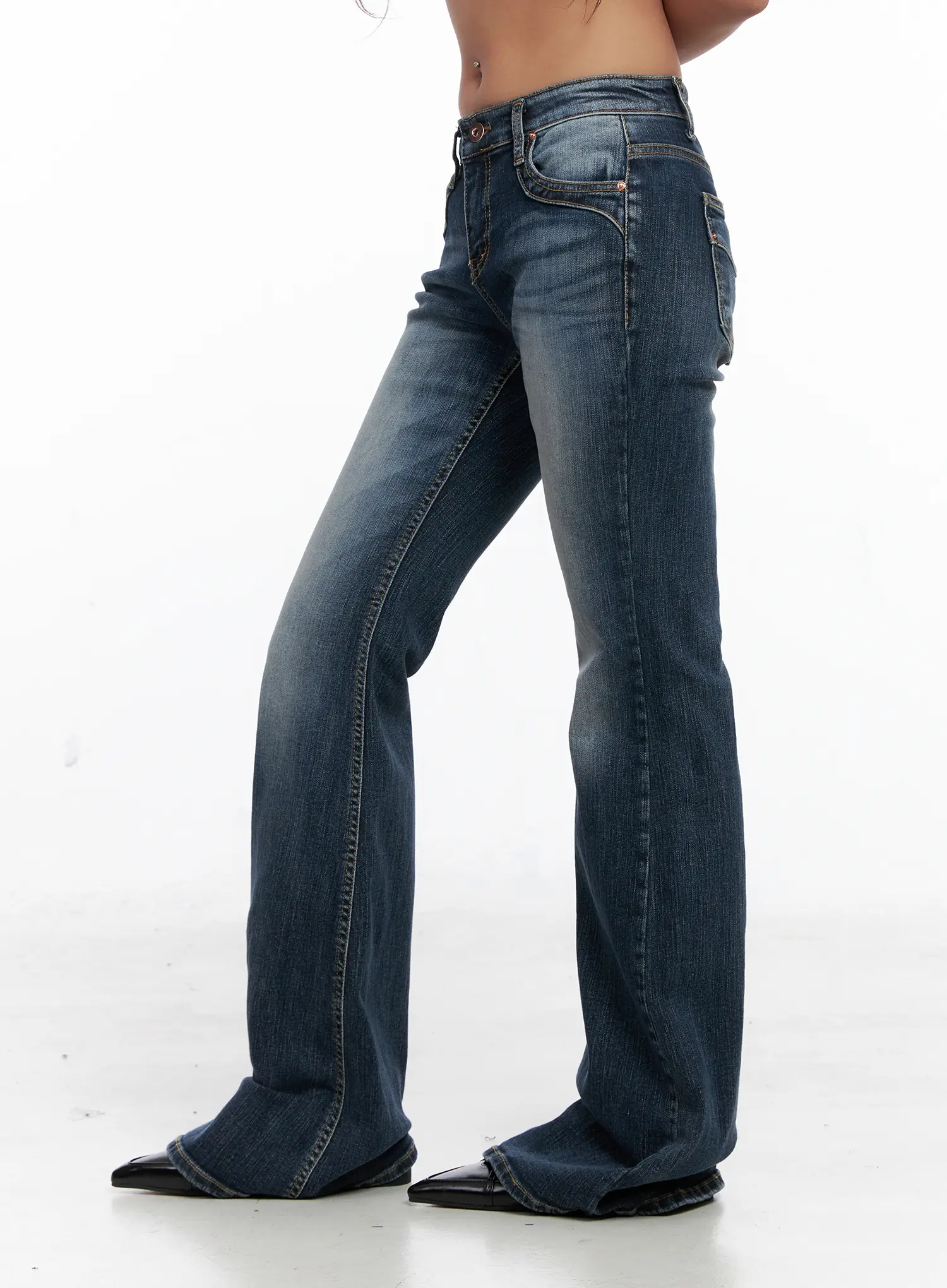 Saanvi Vintage Wash Flare Jeans CS522 - Image 3