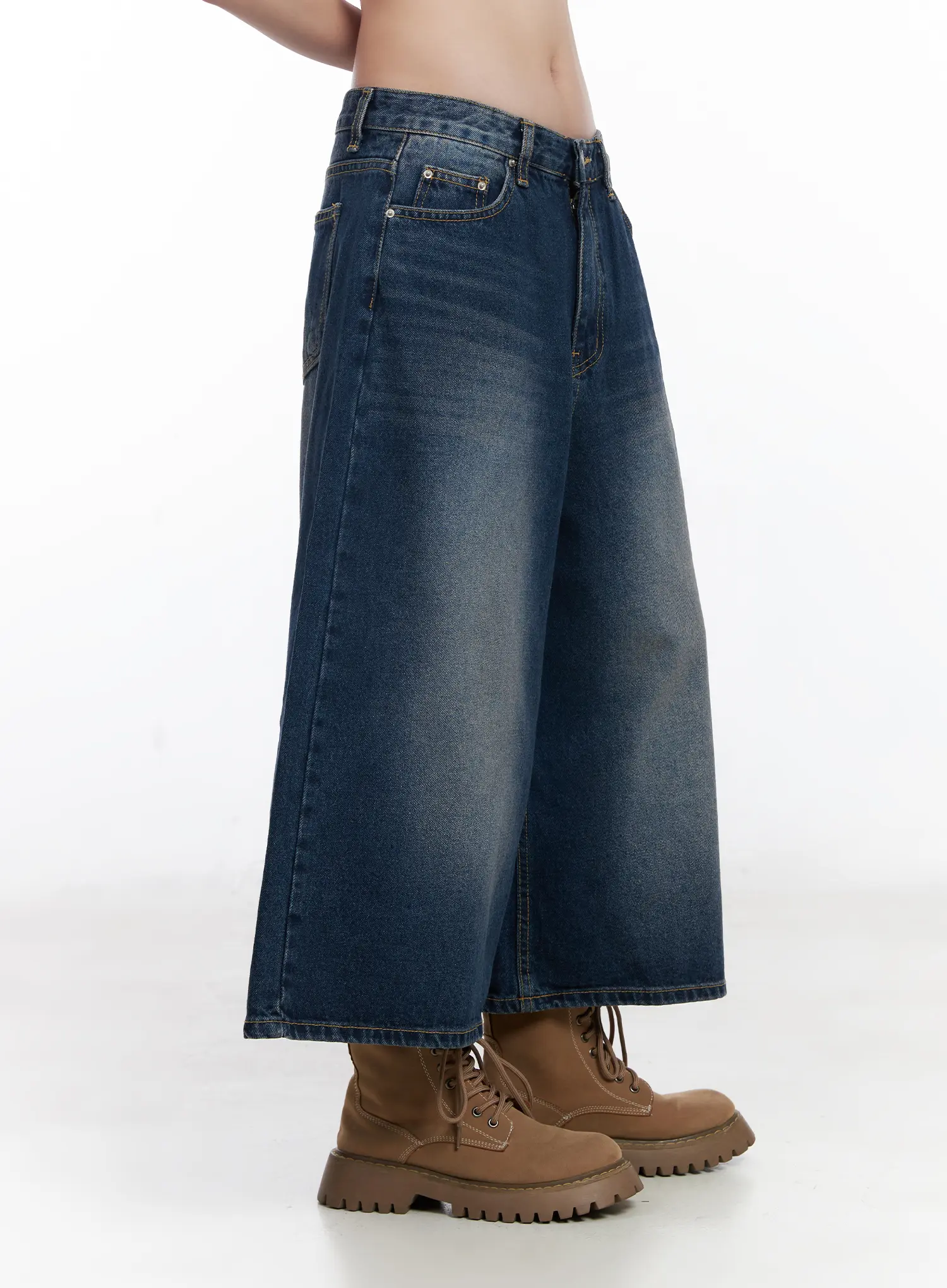 Sadi Baggy Denim Shorts CJ527 - Image 3
