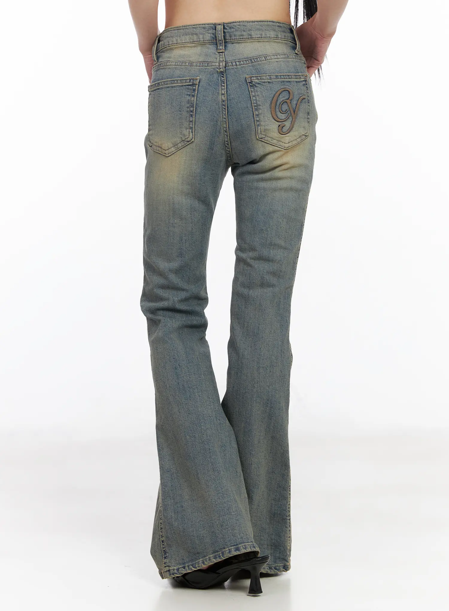Samira Embroidered Flare Jeans CF518