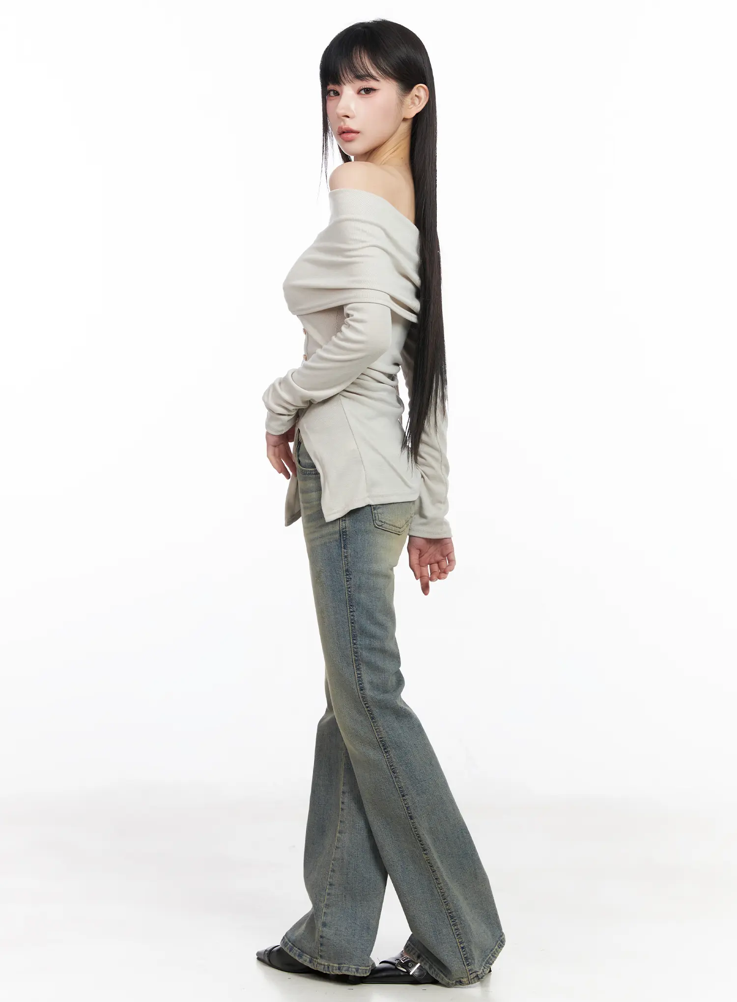 Samira Embroidered Flare Jeans CF518 - Image 3