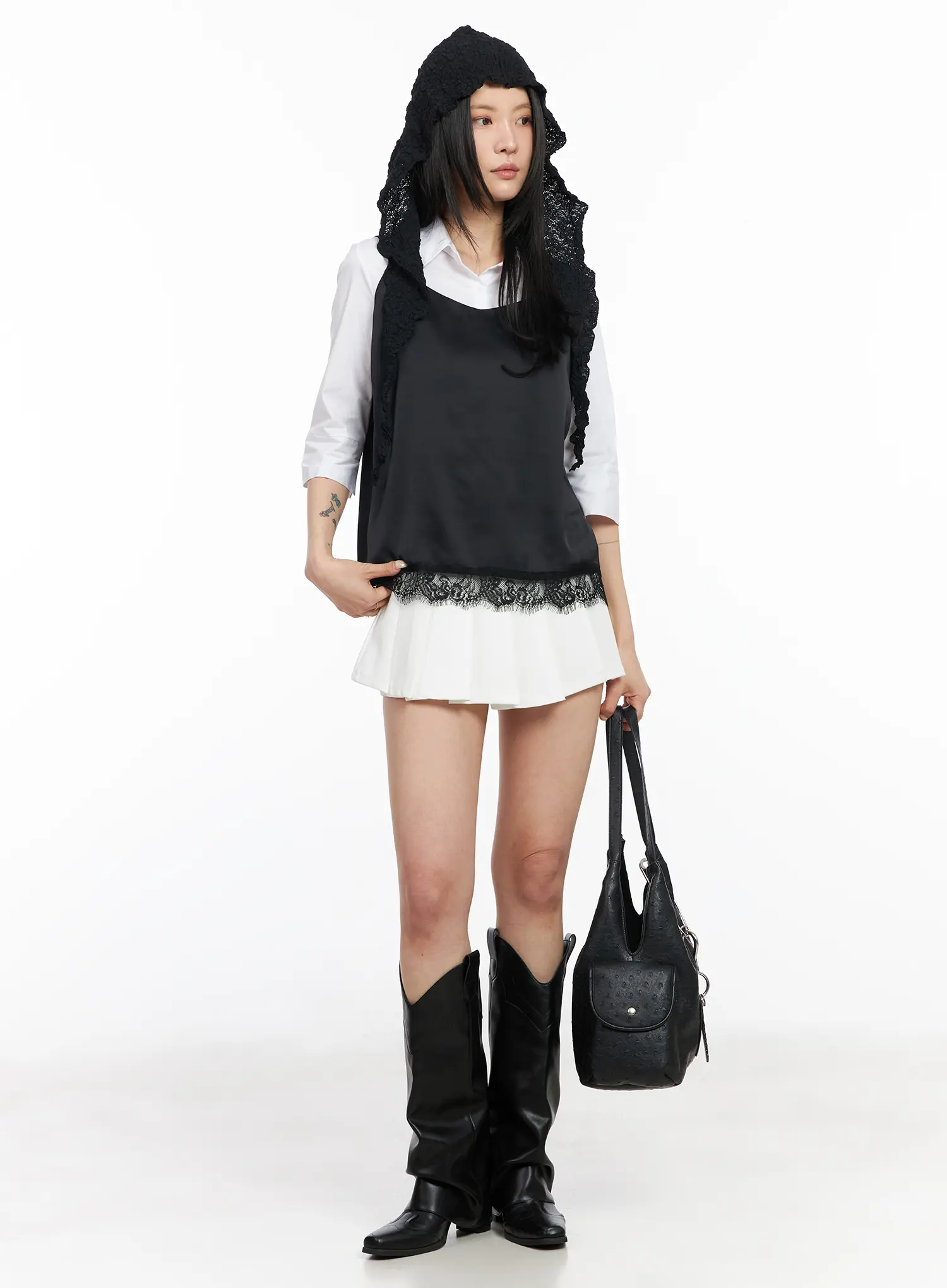 Satin Lace Sleeveless Top CM516 - Image 3