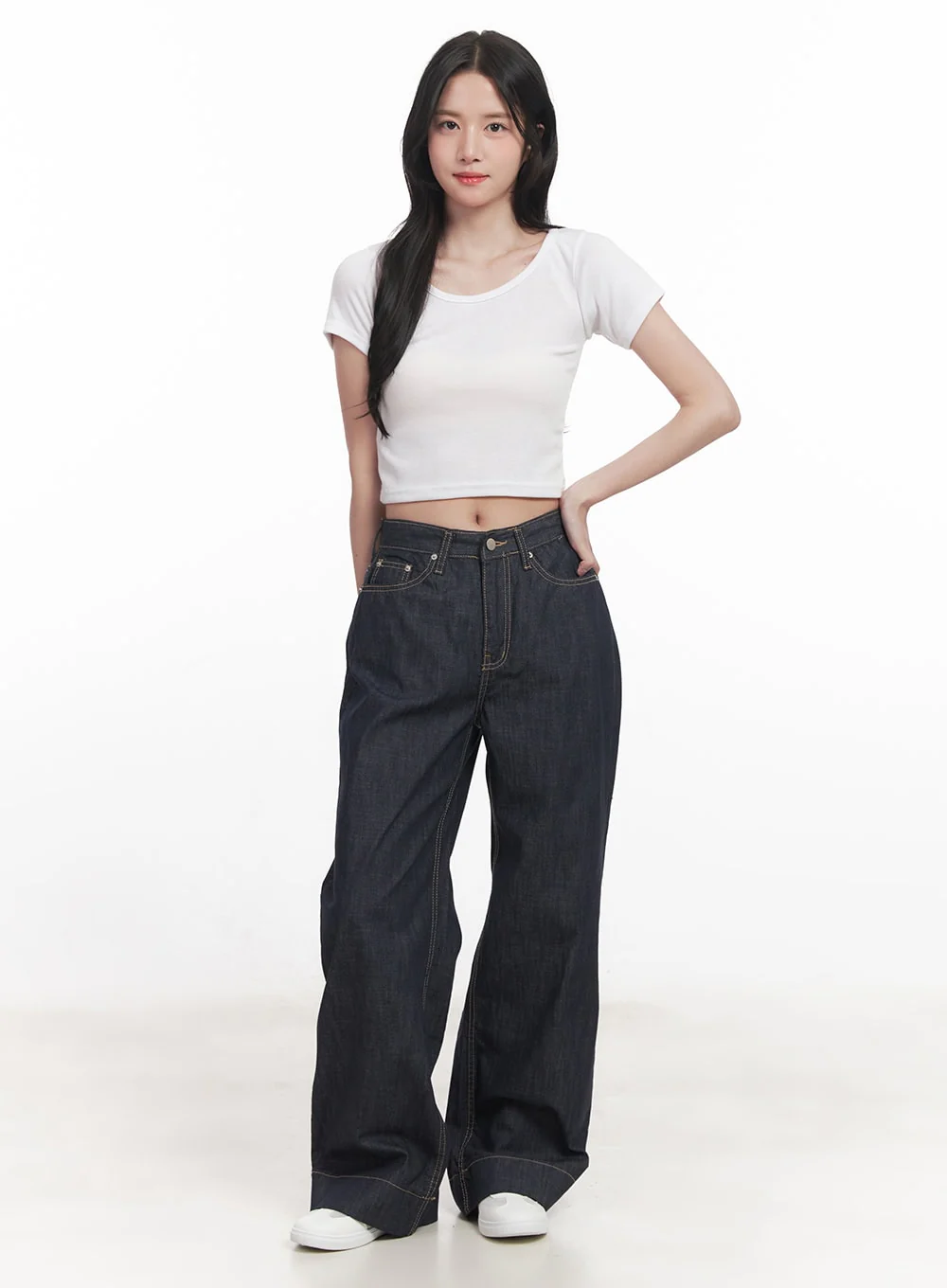 Seline Non-Fade Wide-Leg Jeans CA510 - Image 2
