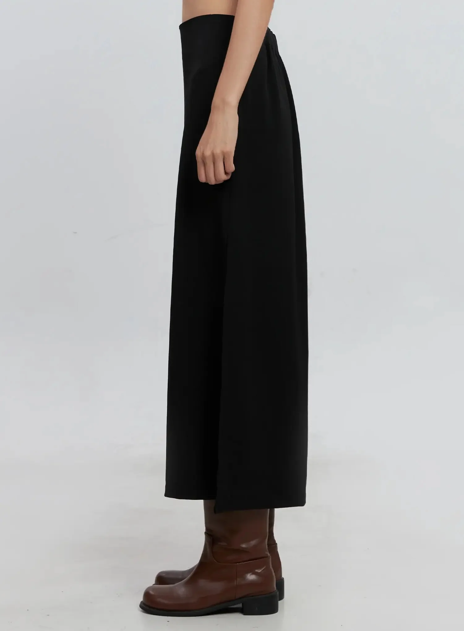 Side-Slit Midi Skirt IS515 - Image 11