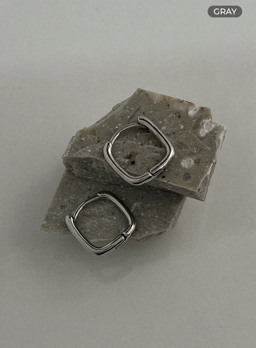 Simple Square Ring Earrings IL415 - Image 4