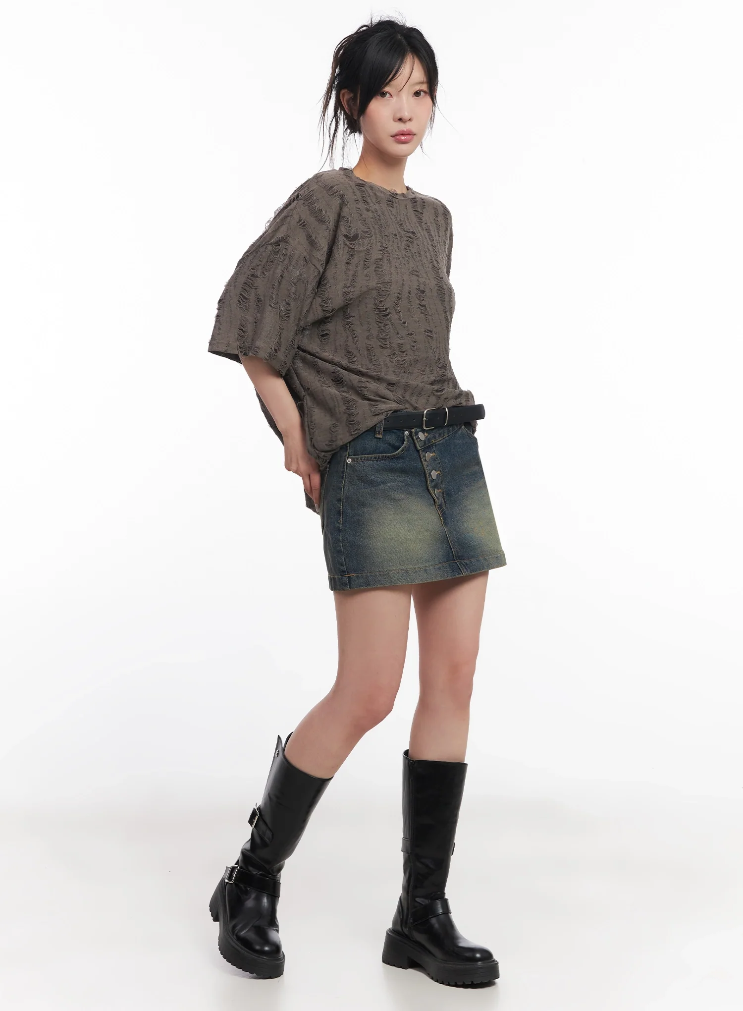 Slanted-Button Low-Rise Denim Skirt IC503 - Image 13