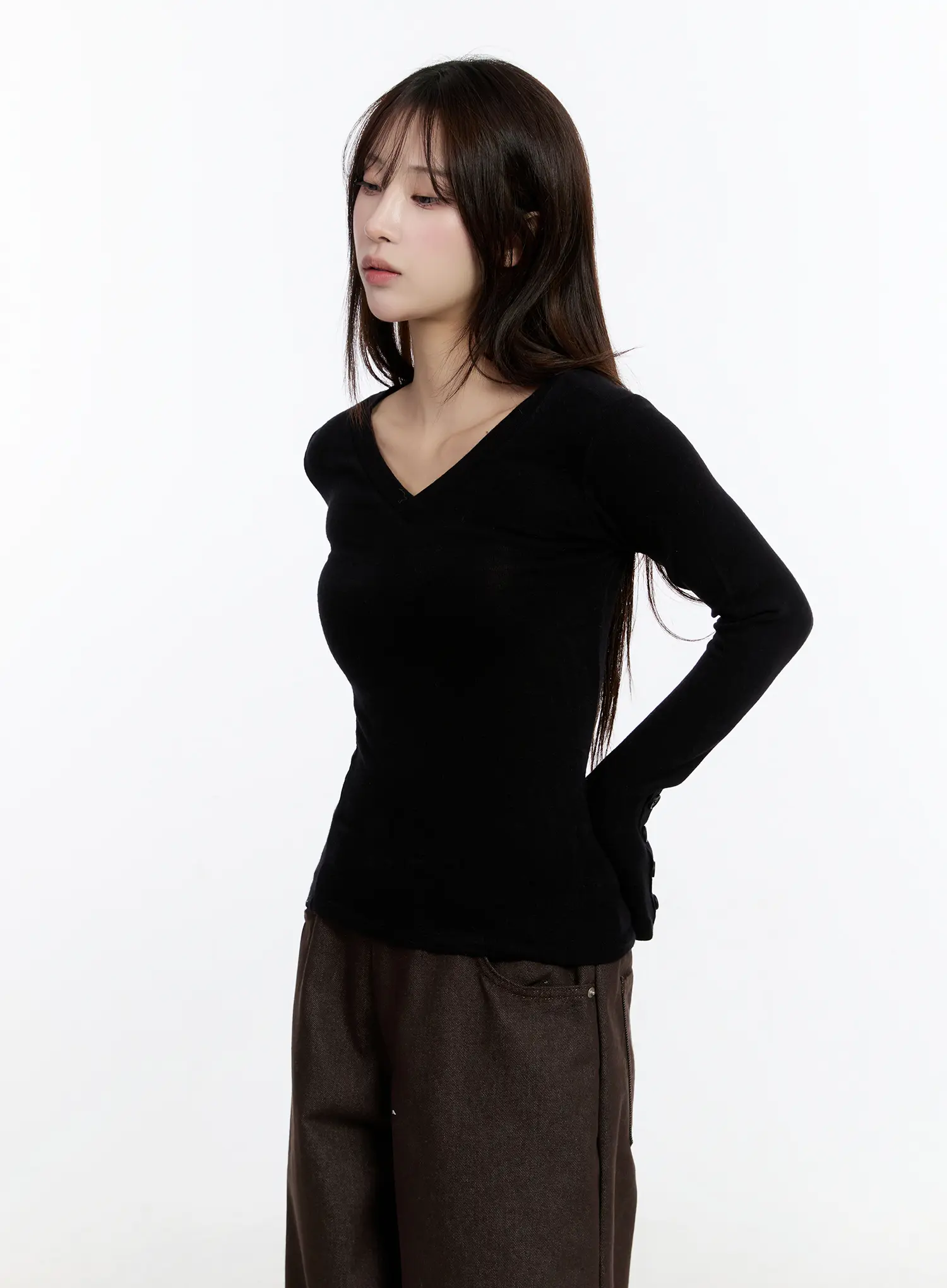 Slim Fit V-Neck Long Sleeve Top CN524 - Image 10