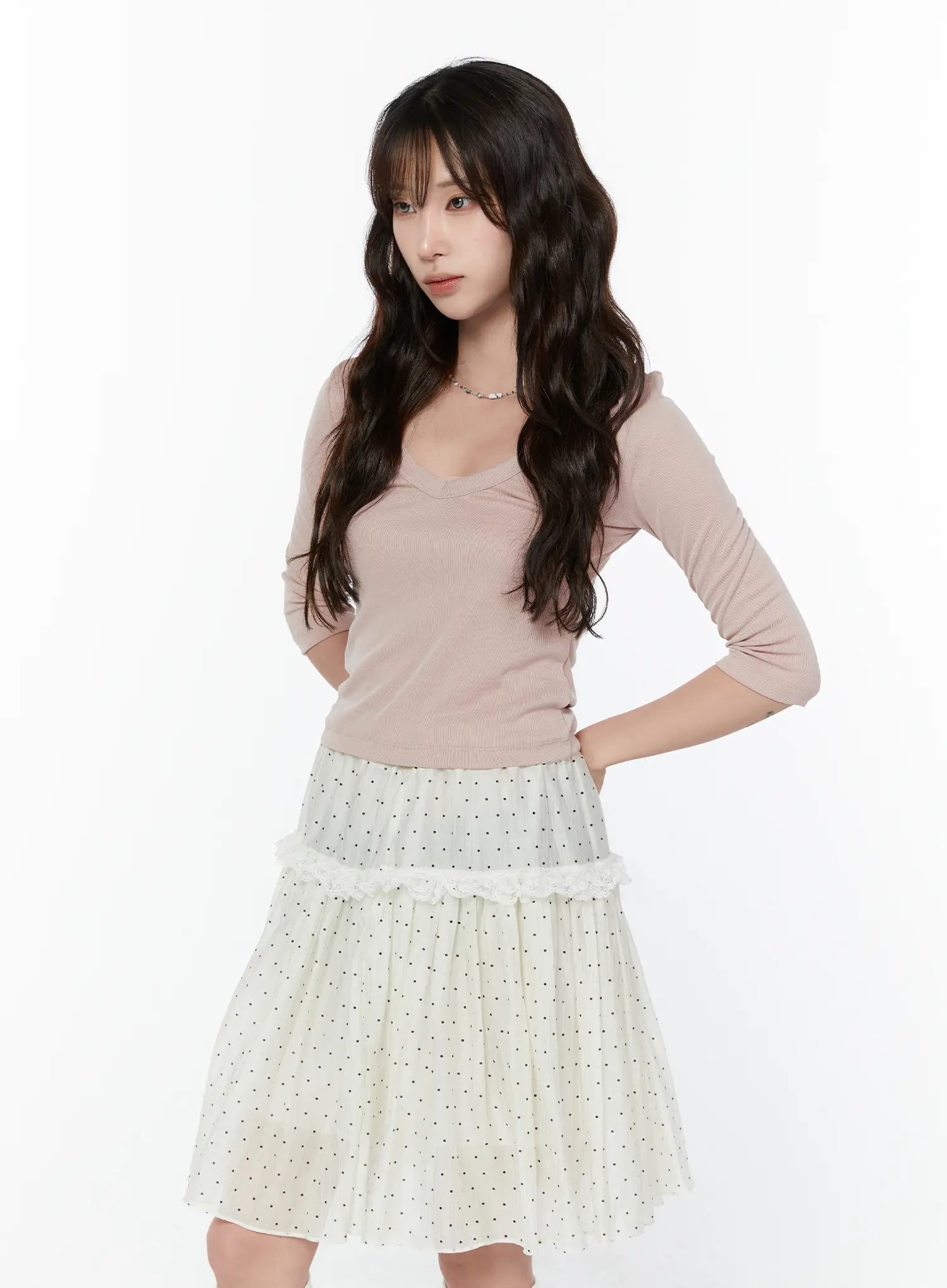 Slim Fit V-Neck Quarter Sleeve Top CY515 - Image 7