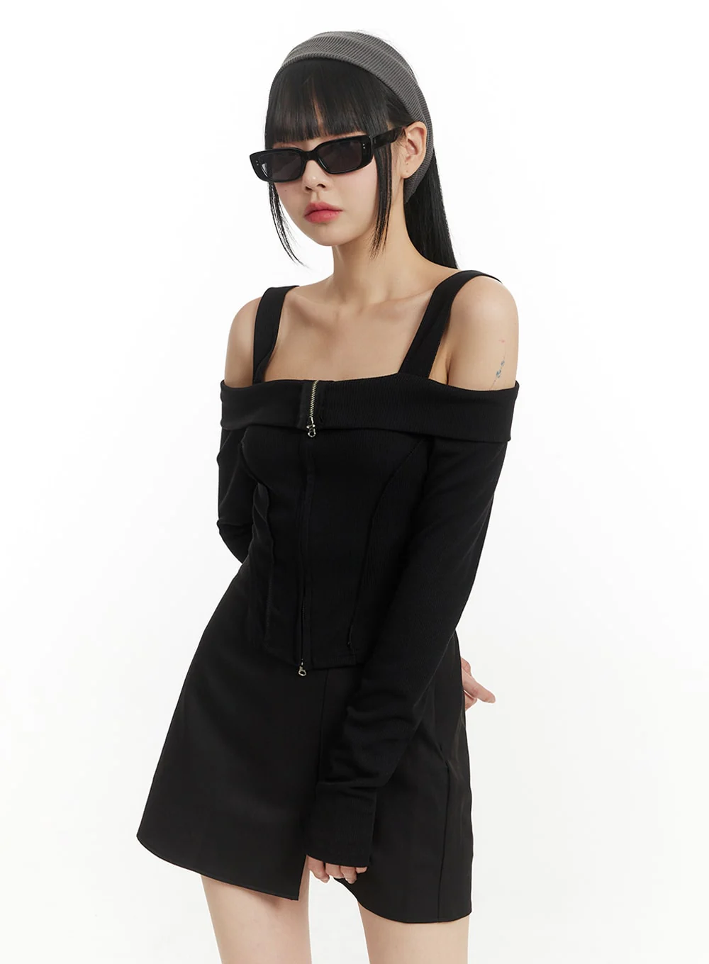 Solid Zipper Detail Off Shoulder Long Sleeve IM406 - Image 4