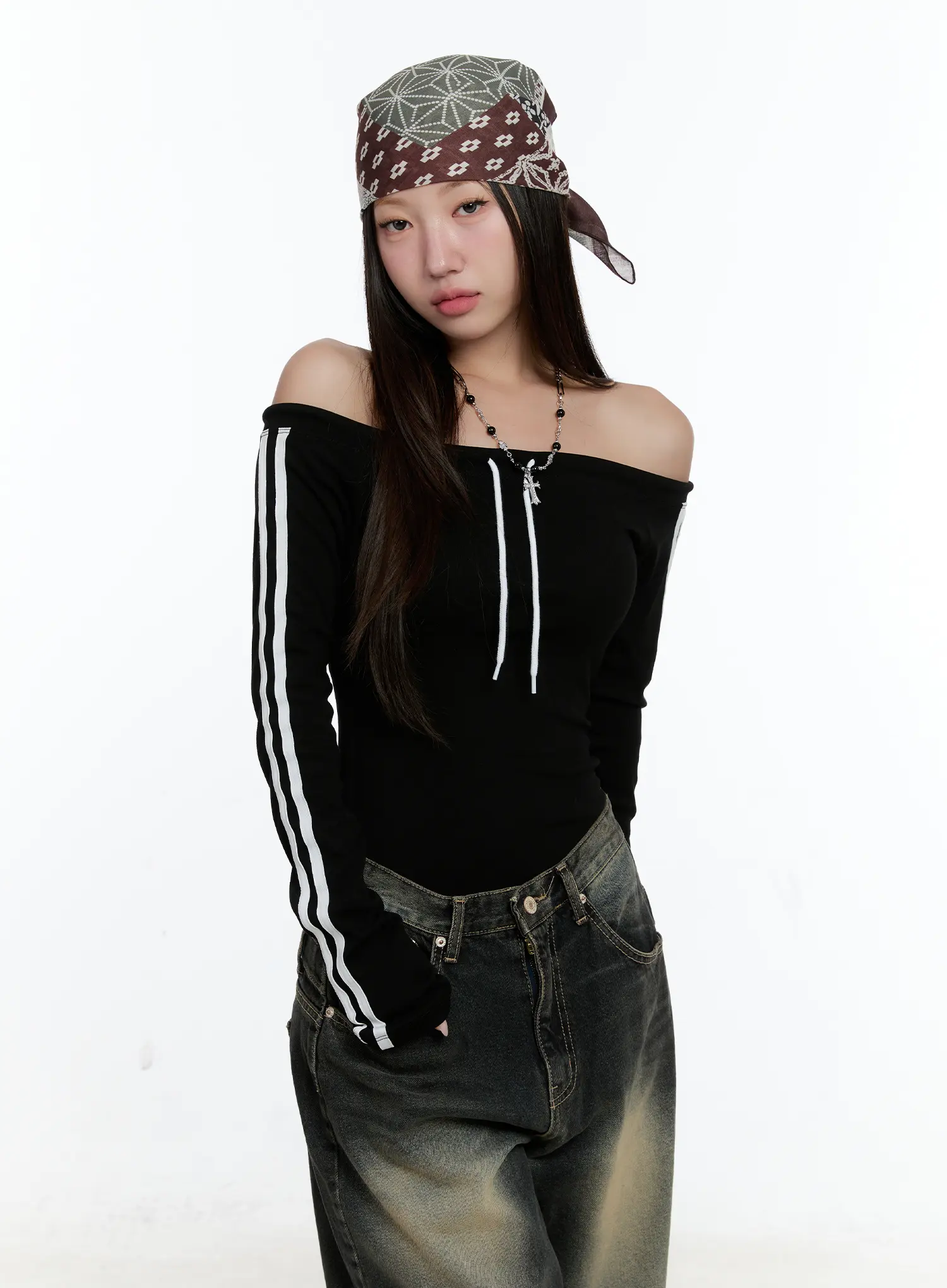 Sporty Off-Shoulder Knit Dress CS518 - Image 10