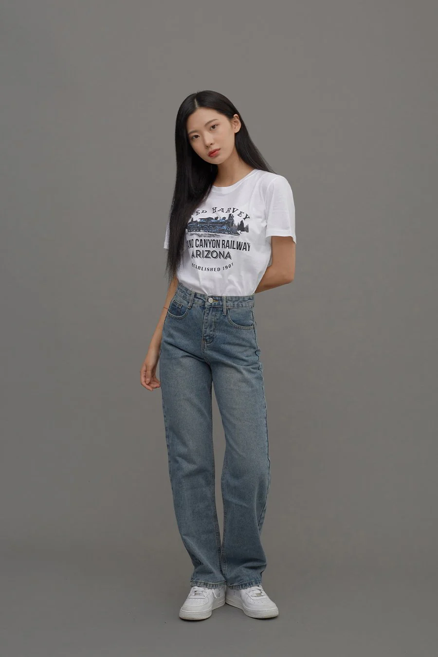 Straight Leg Jeans CM6 - Image 9