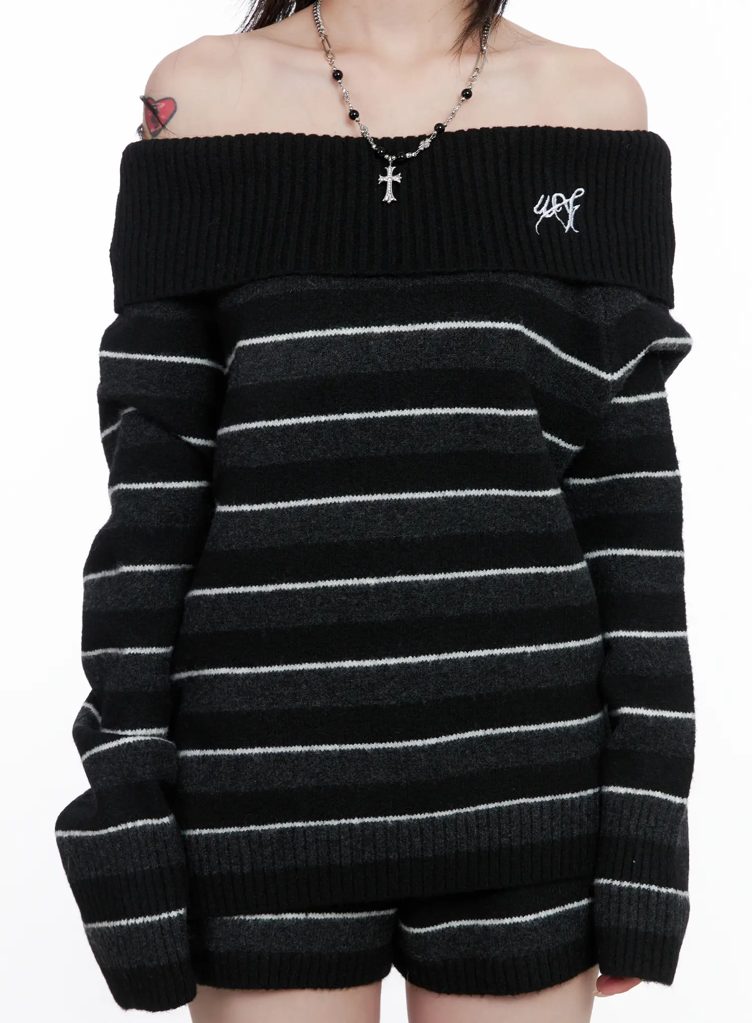 Striped Off-Shoulder Sweater and Shorts Set CS529 - Image 11