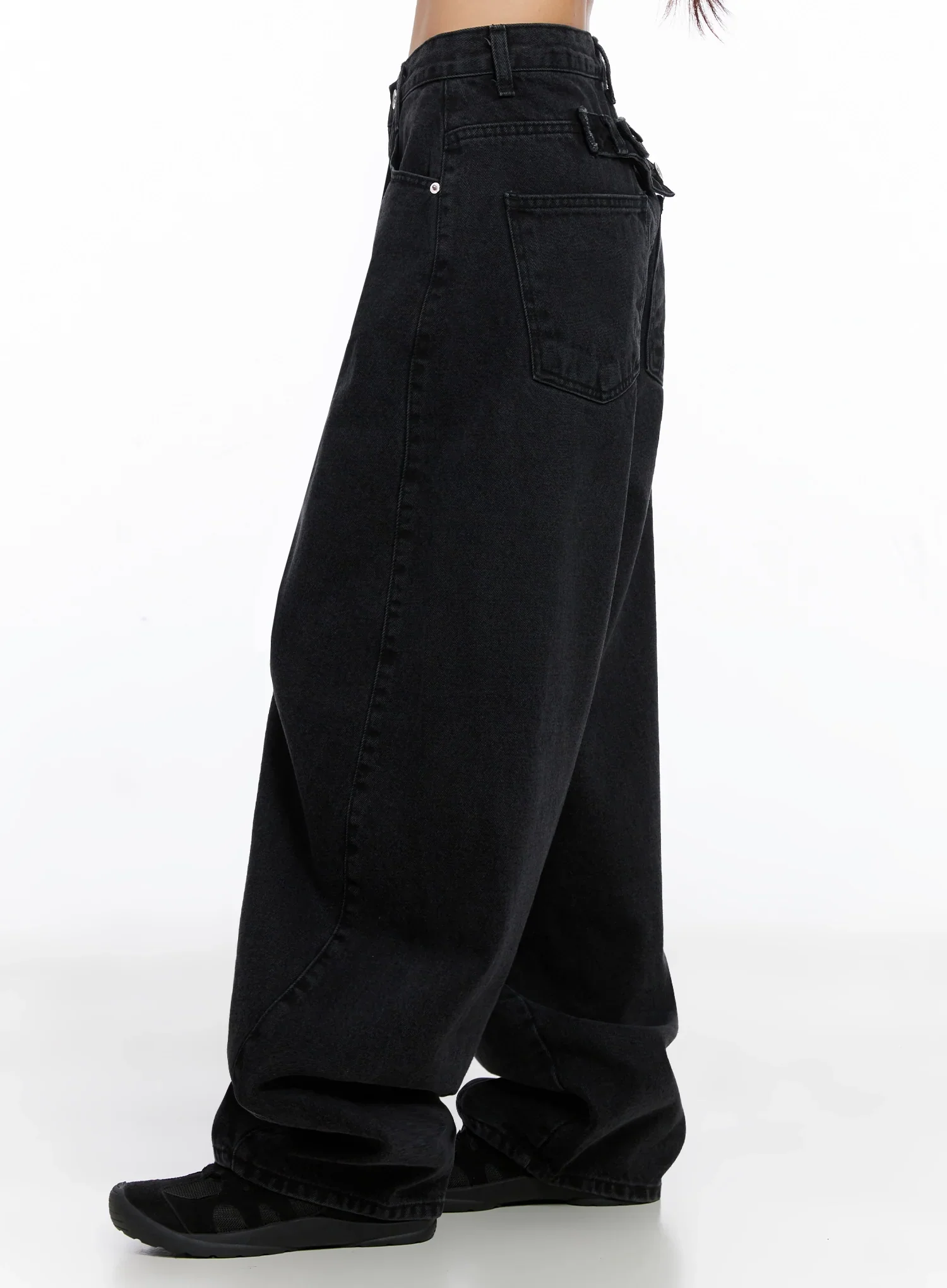 Sunwoo Embroidered Wide Leg Jeans IG528 - Image 8