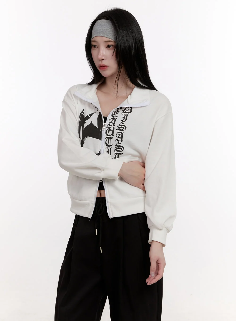 Two-Way Graphic Zip-Up Sweatshirt CJ531 - Image 8