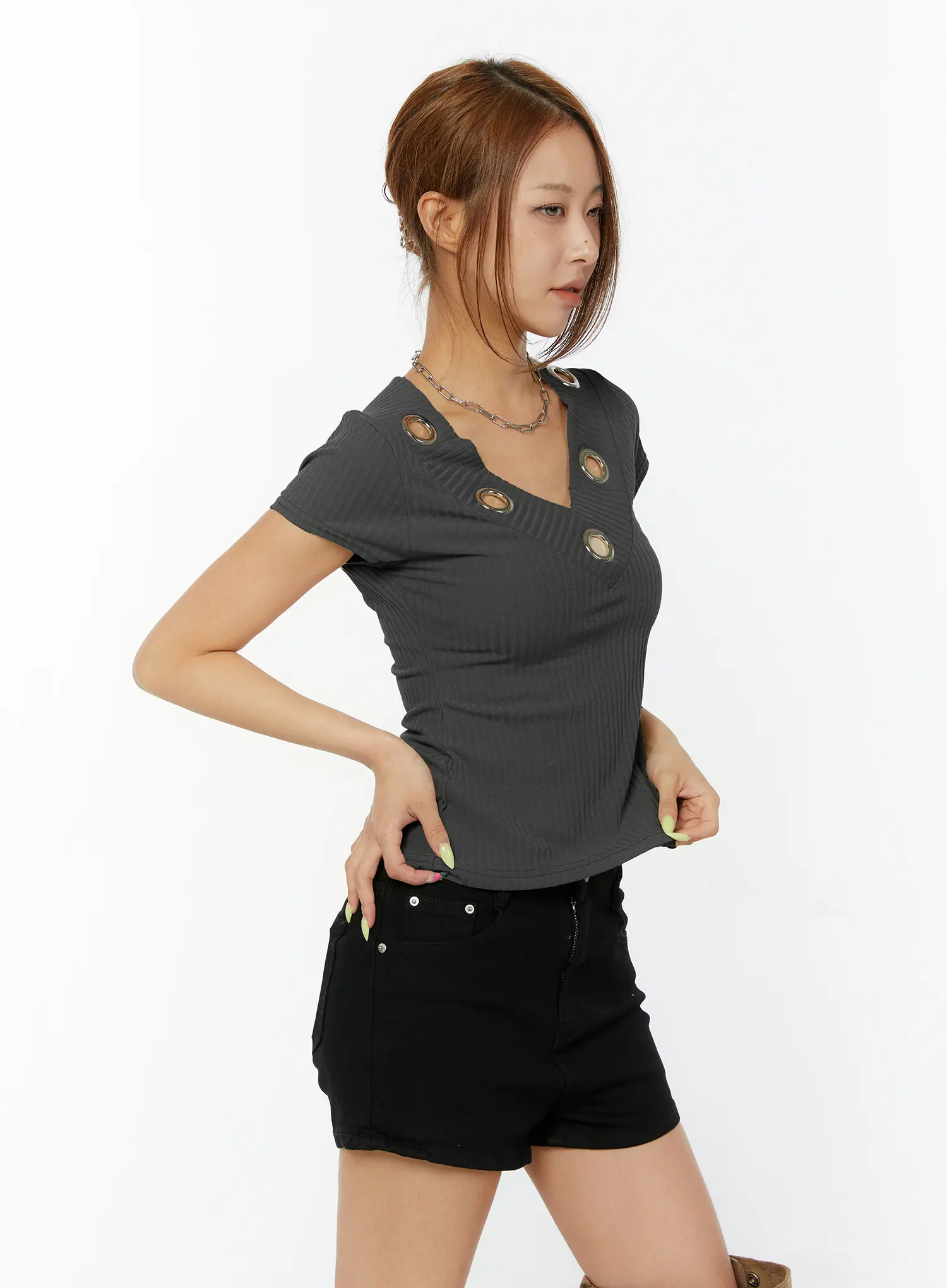 V-Neck Eyelet Ribbed Tee CY521 - Image 6