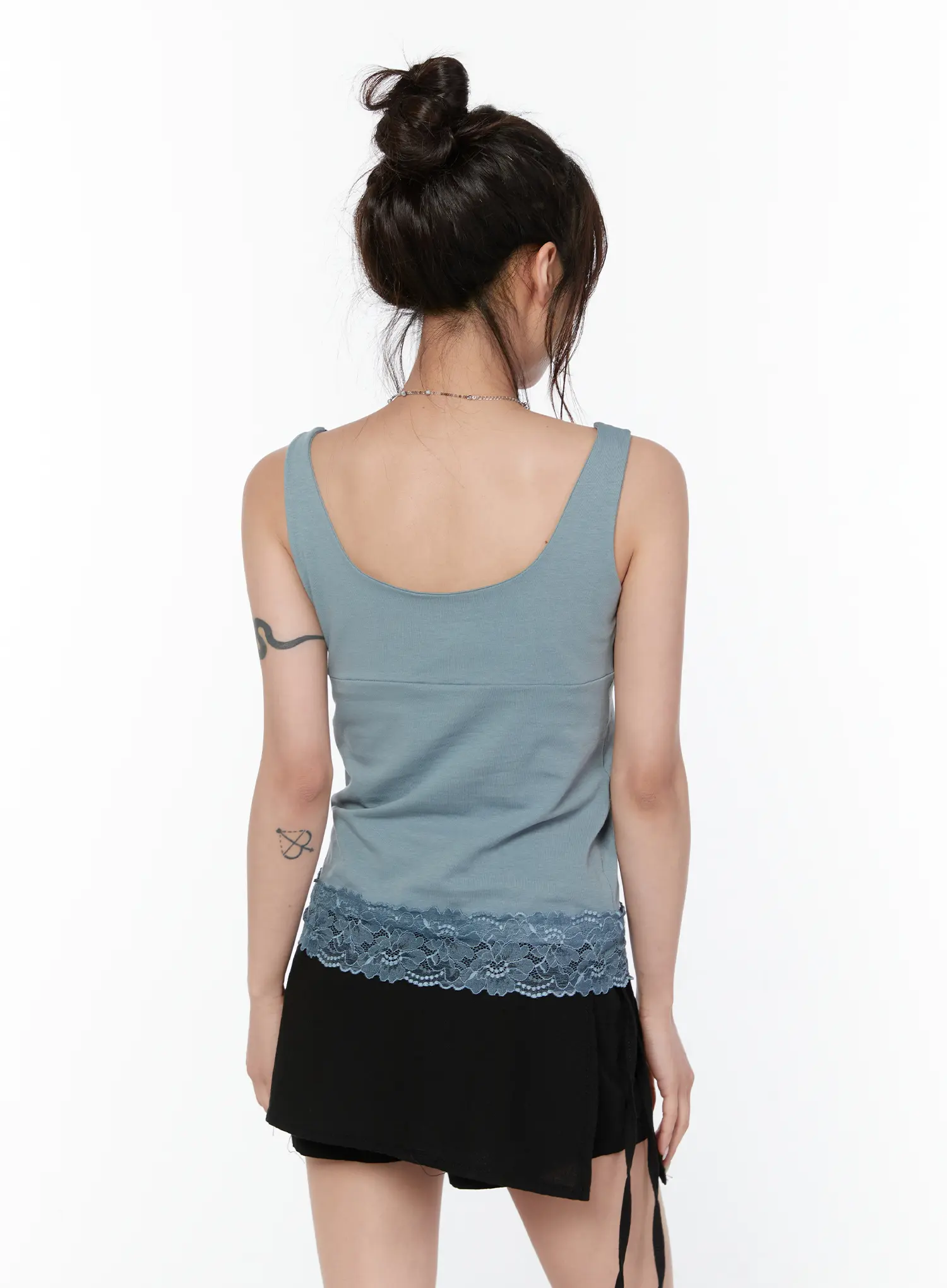 V-Neck Lace Trim Sleeveless Top CY515 - Image 9