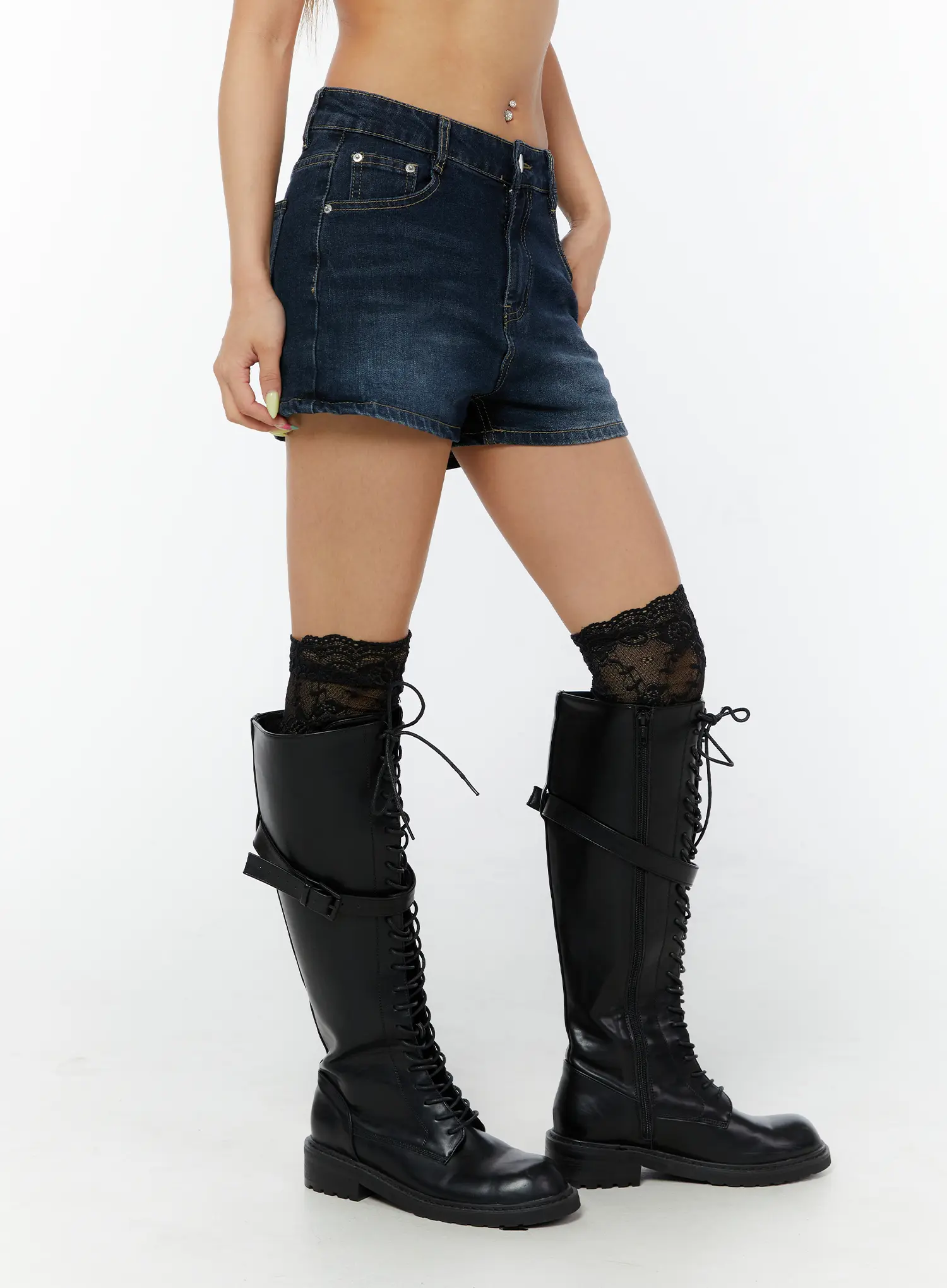 Vintage Wash Hip-Pad Denim Shorts CY520 - Image 5