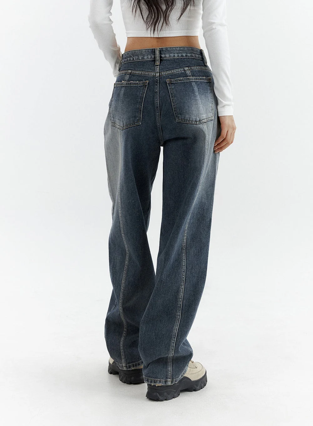 Washed Button Straight Leg Jeans CJ425 - Image 8
