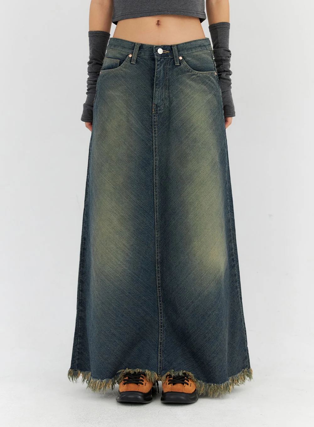 Washed Denim Maxi Skirt CN314 - Image 4