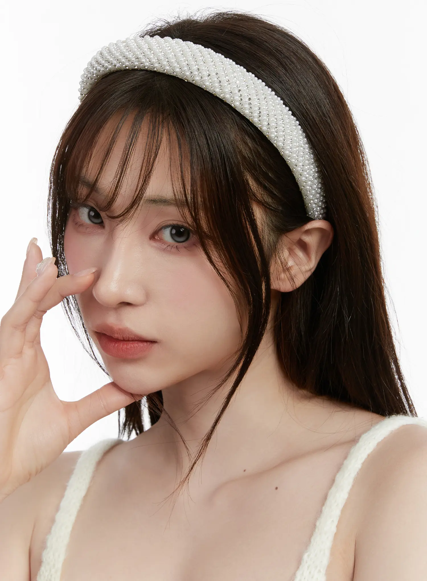 White Cubic Headband CD514