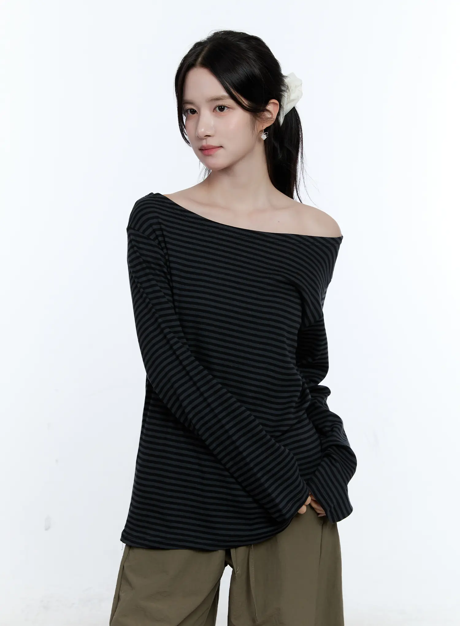 Wide Boat Neck Loose-Fit Top CG513 - Image 2