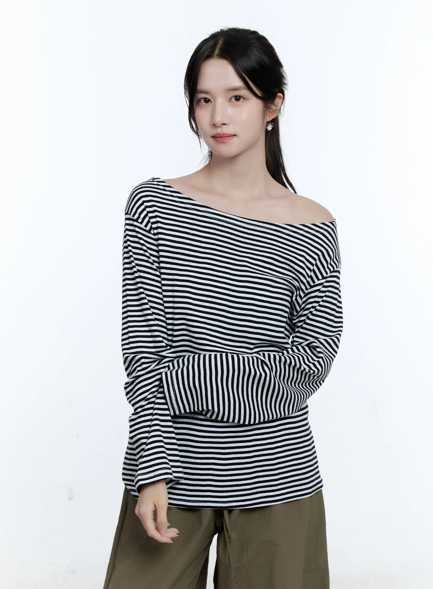 Wide Boat Neck Loose-Fit Top CG513 - Image 3