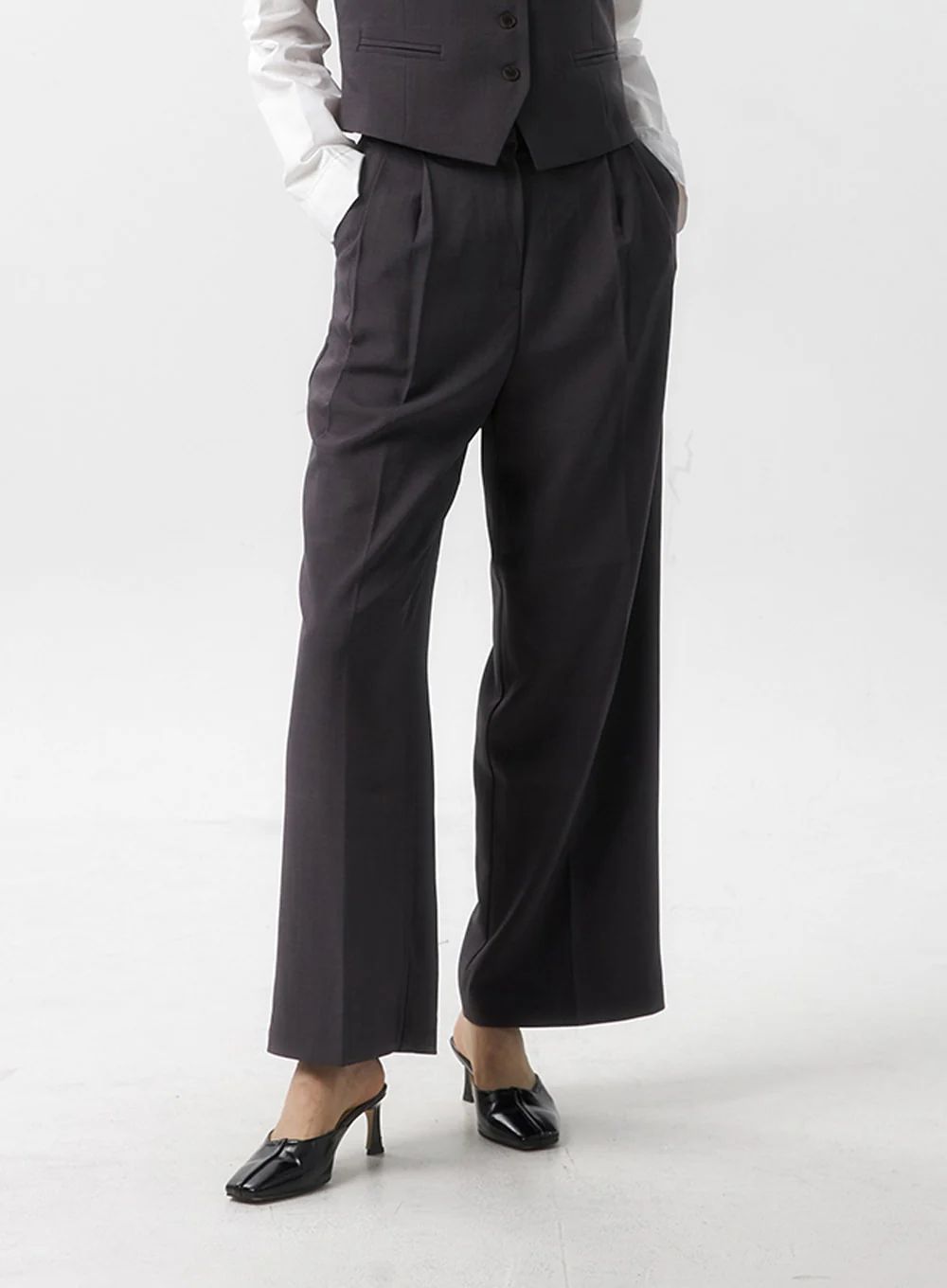 Wide Fit Tailored Pants IS315 - Image 7