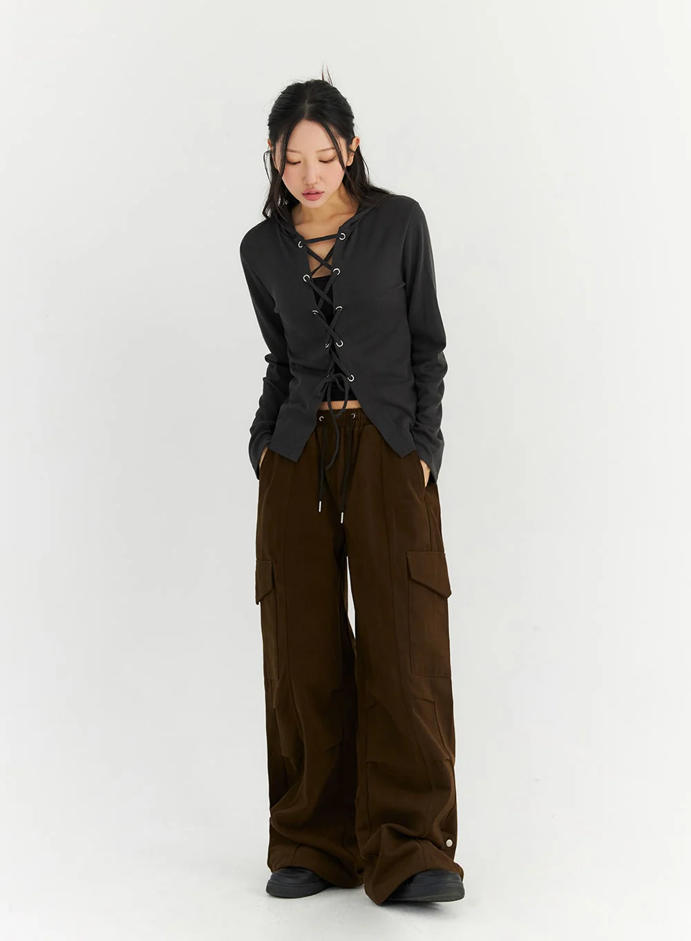 Wide-Leg Cargo Sweat Pants CN303 - Image 6