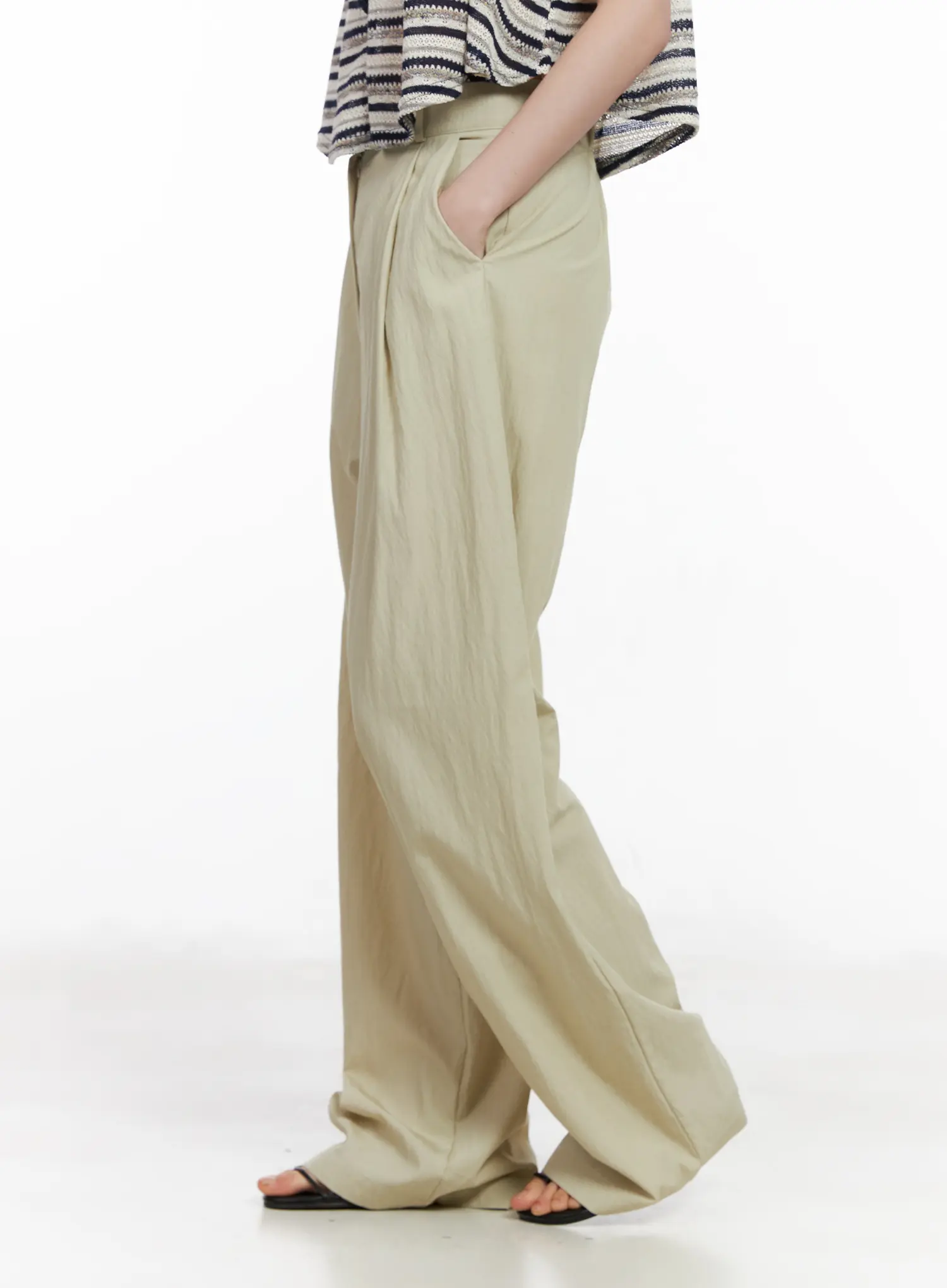 Wide Leg Pintuck Trousers CA509 - Image 4