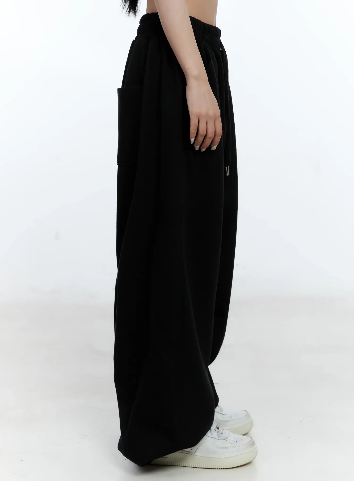 Wide-Leg Relaxed-Fit Track Pants CL530 - Image 5