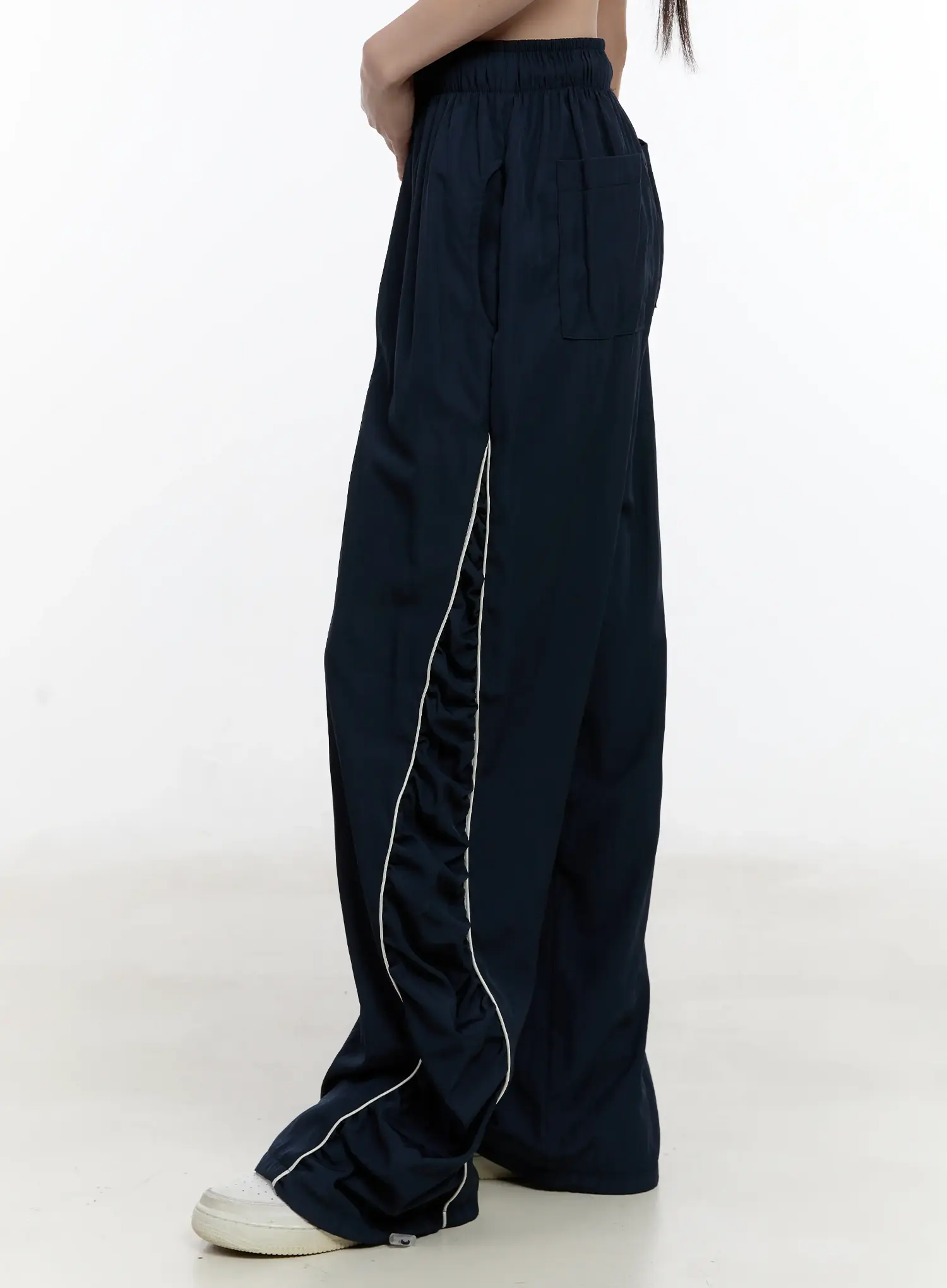 Wide-Leg Shirred Training Pants CL504 - Image 6