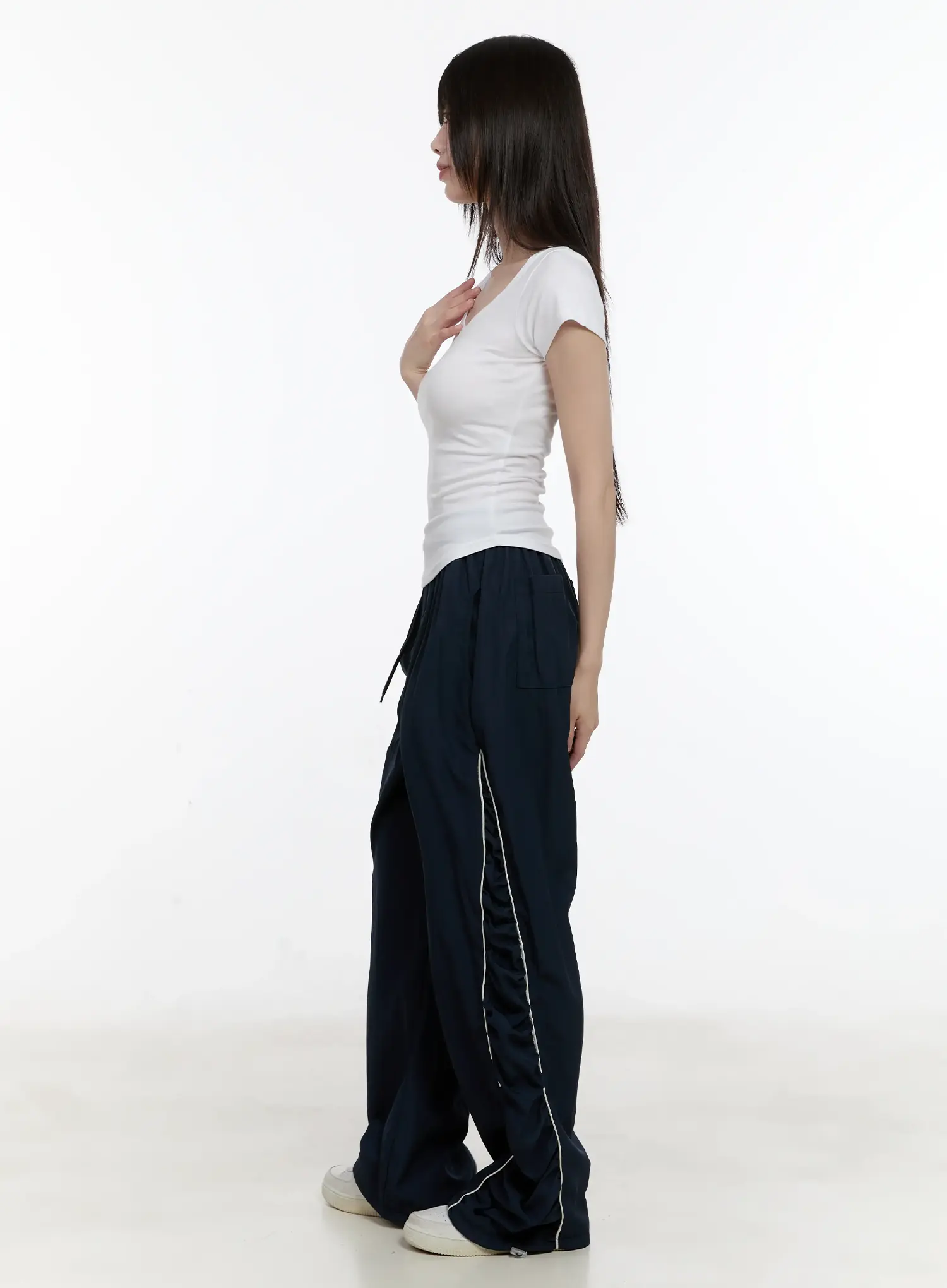 Wide-Leg Shirred Training Pants CL504 - Image 7