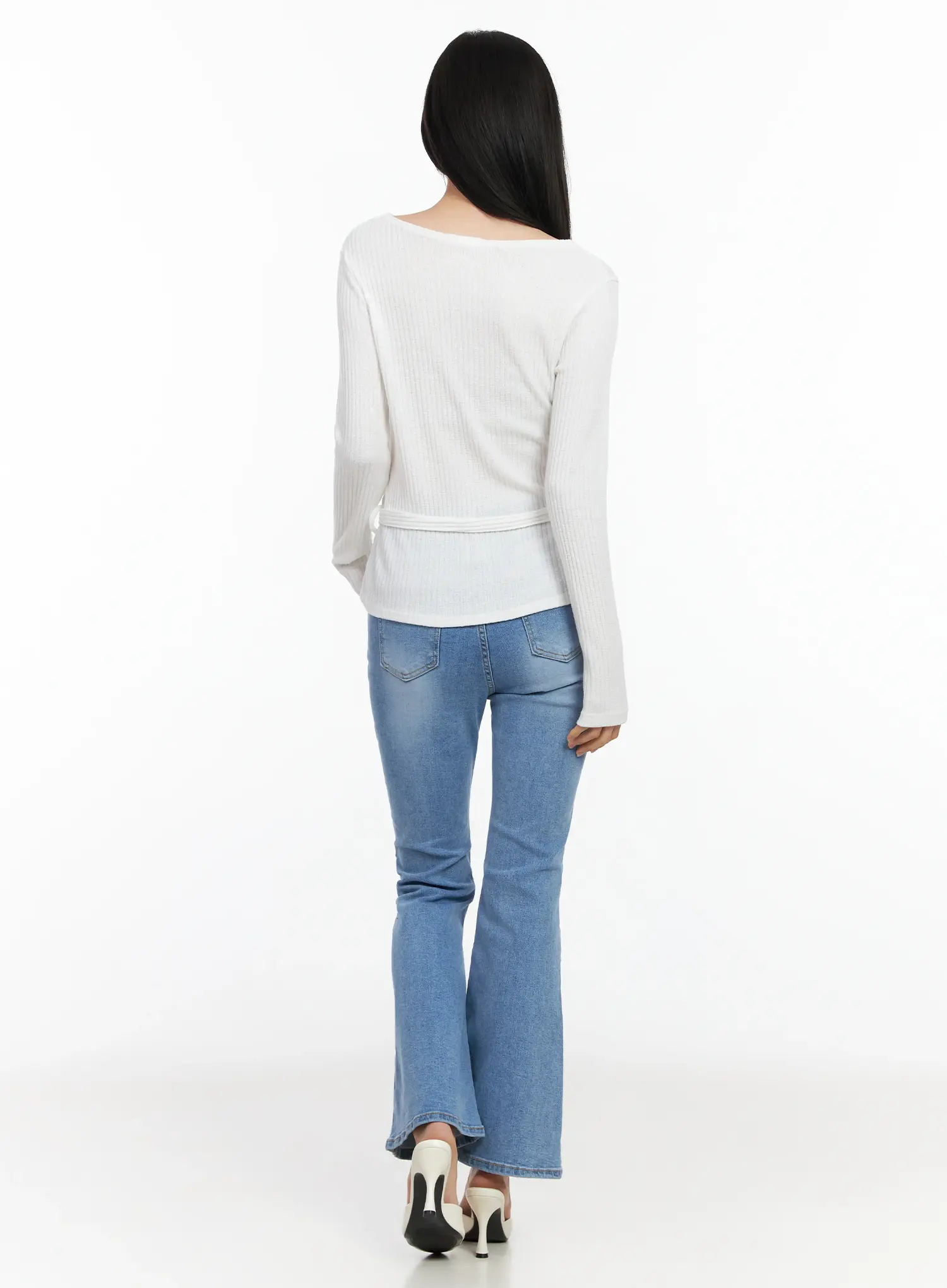 Zaza Bootcut Light Washed Jeans IM524 - Image 5