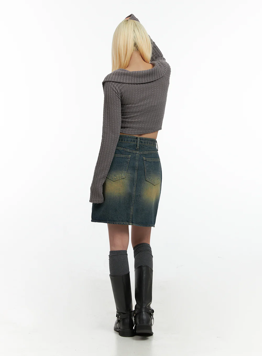 Zipper Chic Collared Crop Top CO415 - Image 4