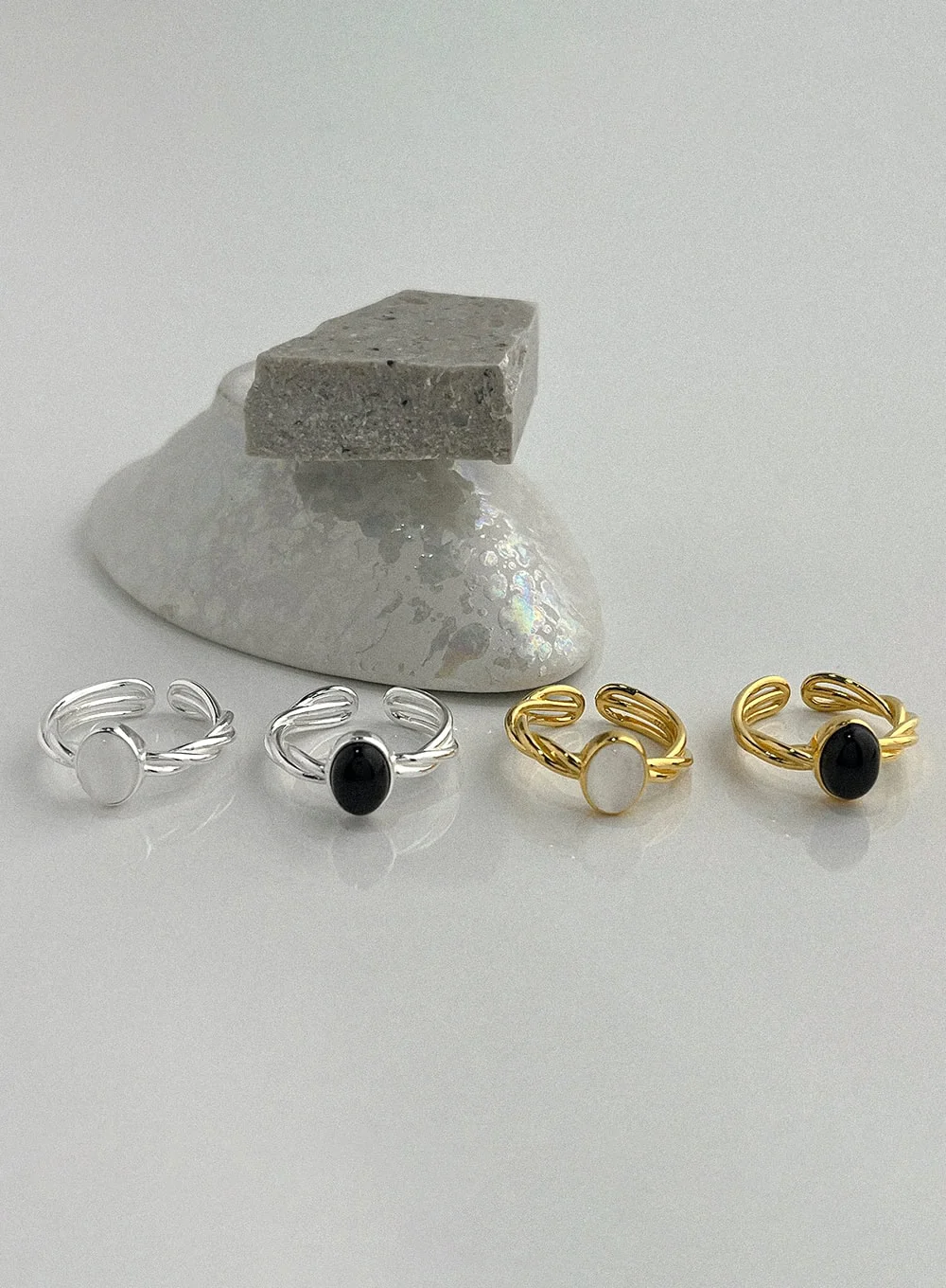 Zola Oval Line Ring (White) IA524 - Image 2